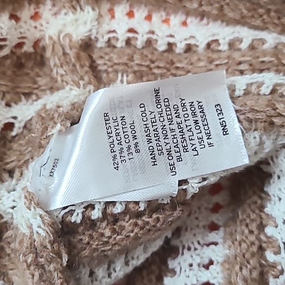 Nwt! Halogen stripe belle sleeve sweater in amphora/ antique white - Picture 3 of 4